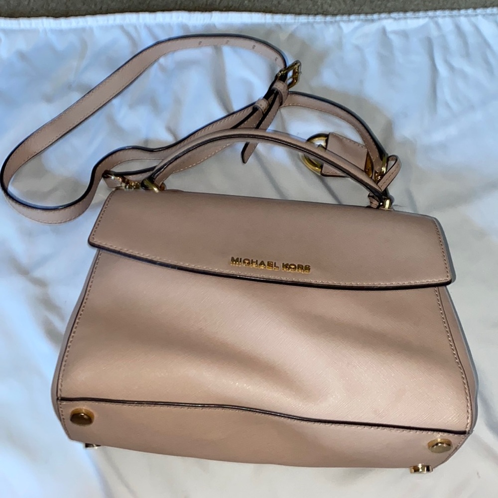 Michael Kors pink bag